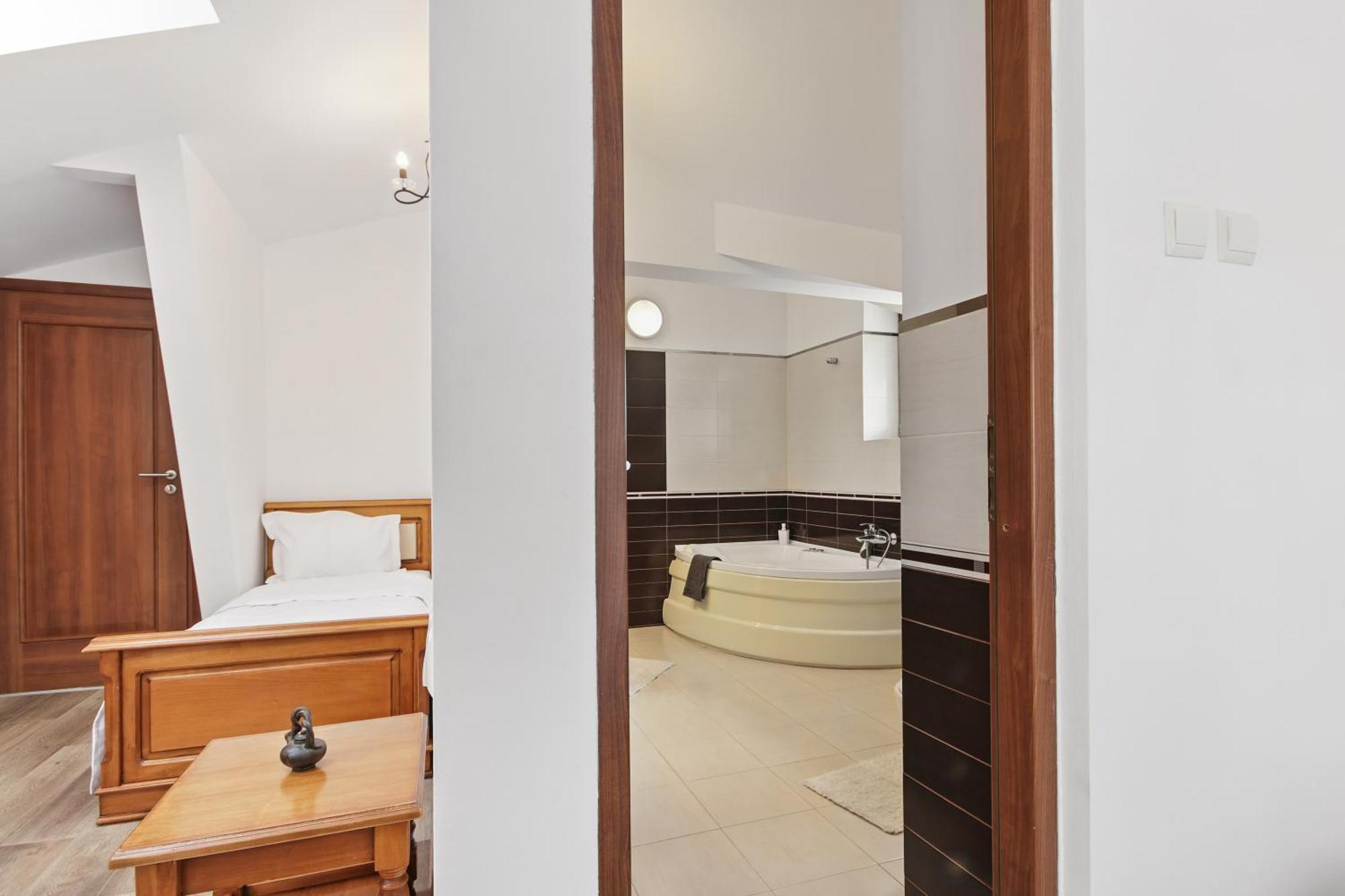 Casa Galand Hotel Parscov Ngoại thất bức ảnh