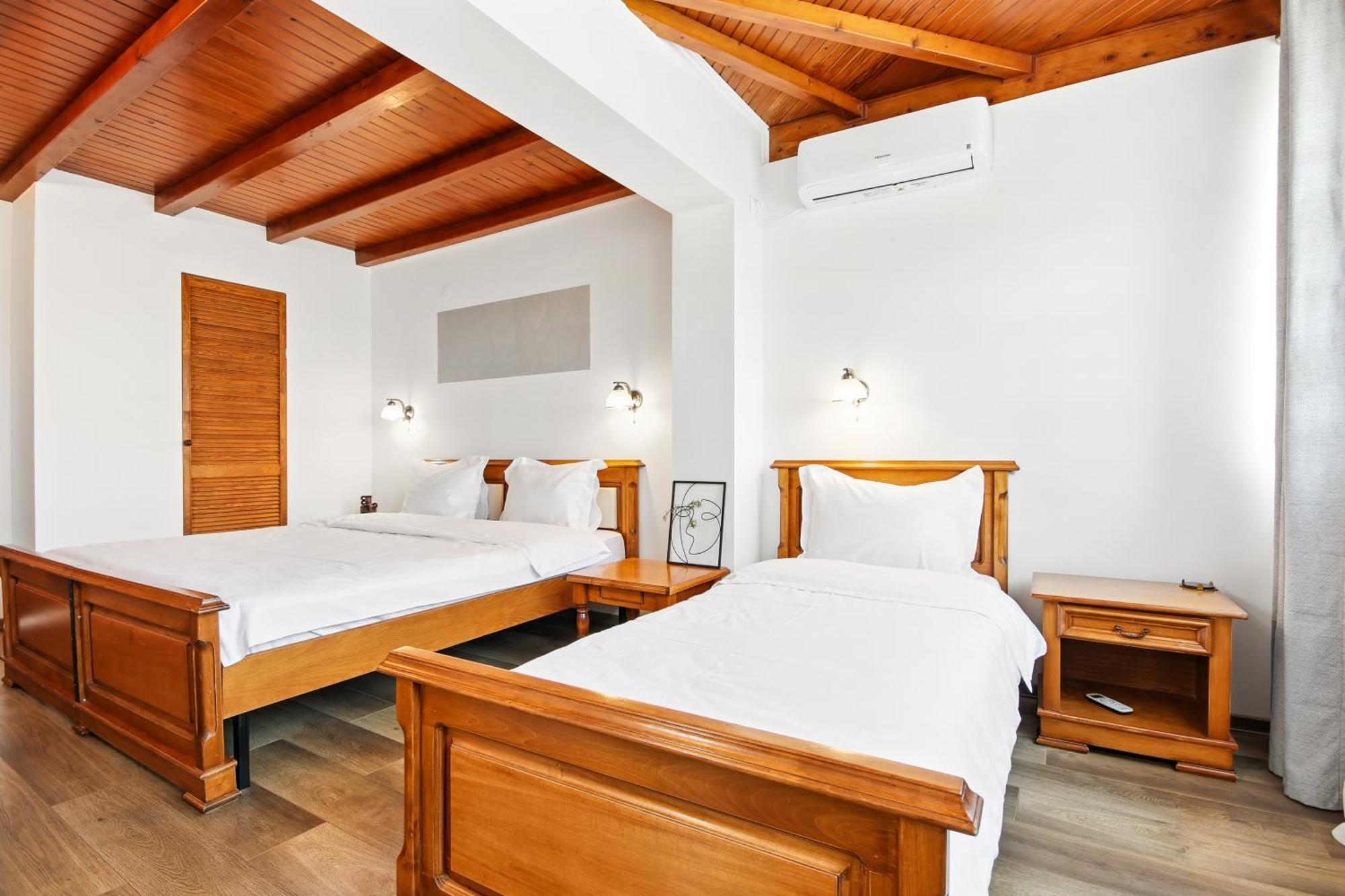 Casa Galand Hotel Parscov Ngoại thất bức ảnh