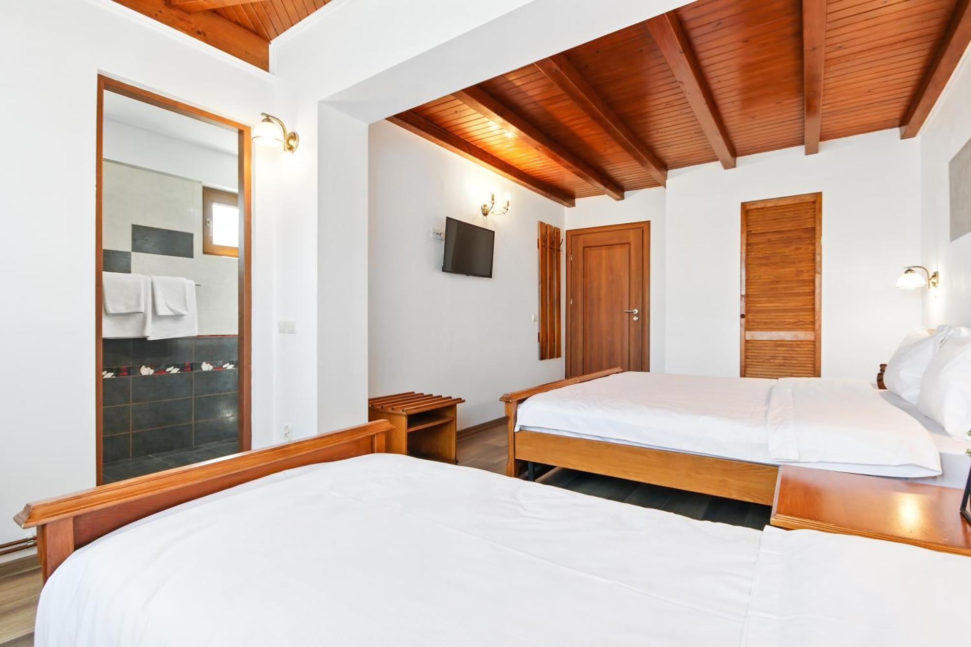 Casa Galand Hotel Parscov Ngoại thất bức ảnh